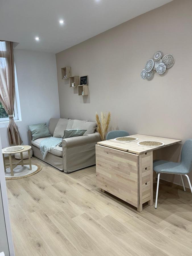 Appartement Vichy: Superbe F2 Neuf *
